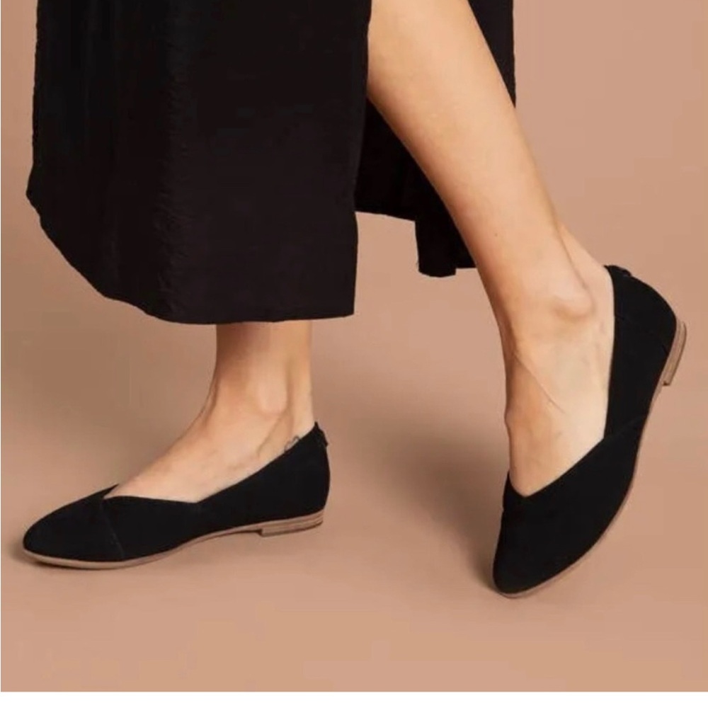 Women’s Tom’s Jutti Neat Black Loafers sz. 9.5